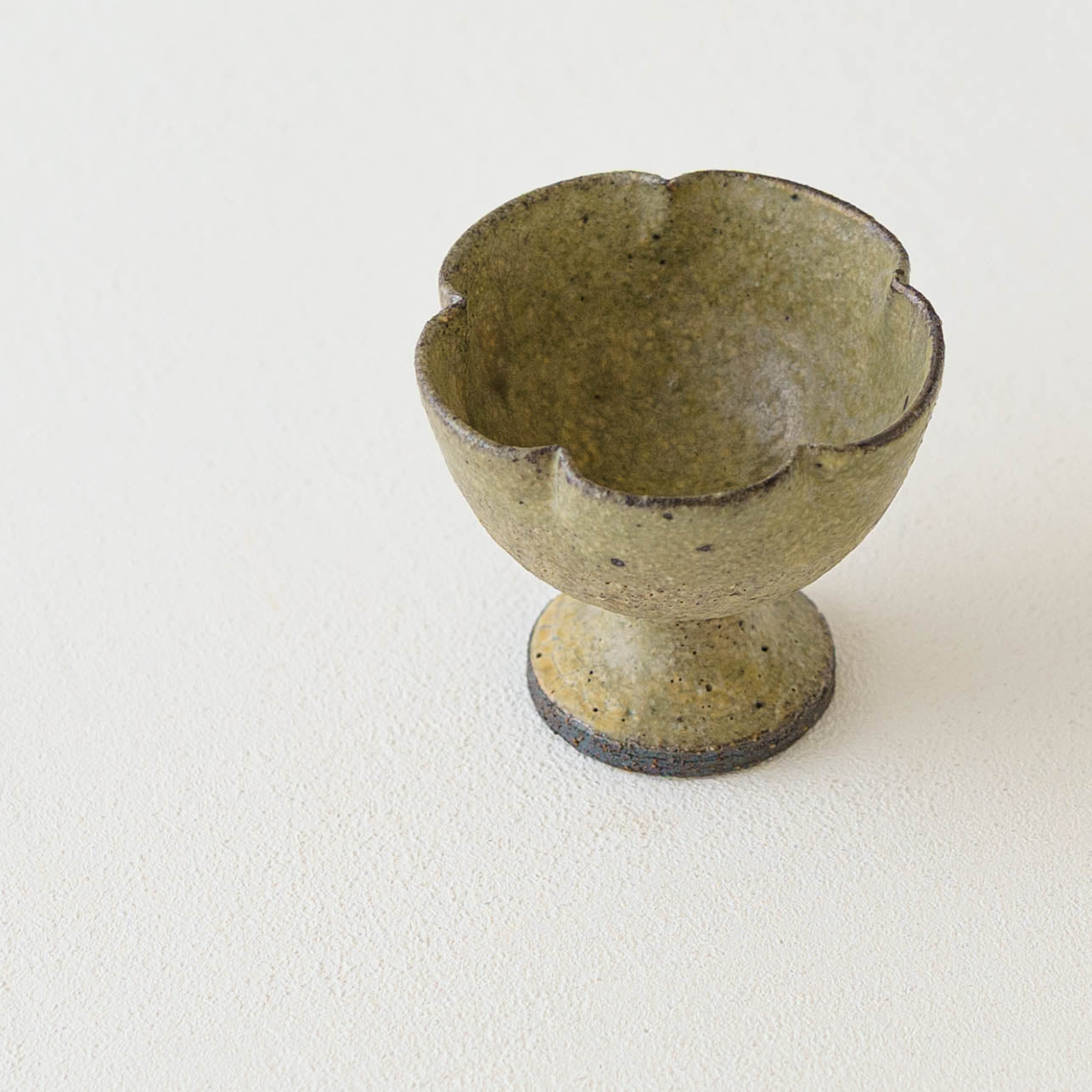 flower bowl with foot S kohiki | Sakiko Tomibe