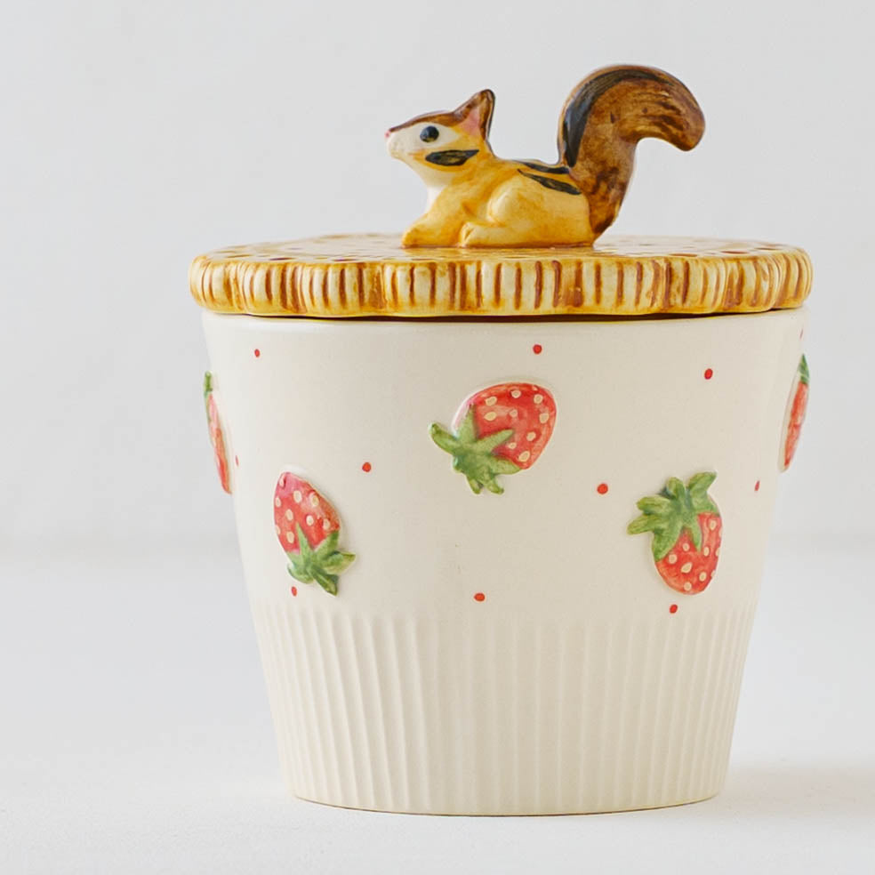 Biscuit Cup Sitting Squirrel Little Strawberry | Sugar Poppo