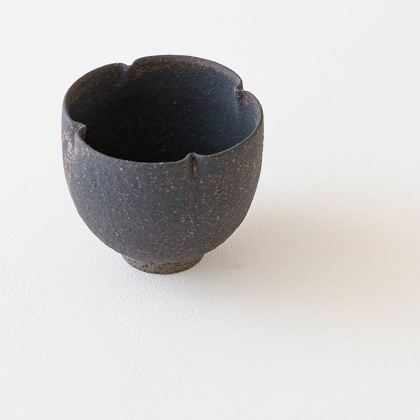 flower cup brown | Sakiko Tomibe 