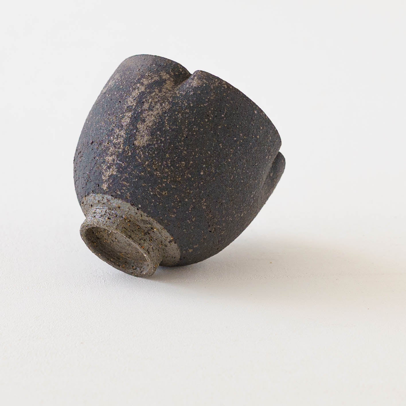 flower cup brown | Sakiko Tomibe 