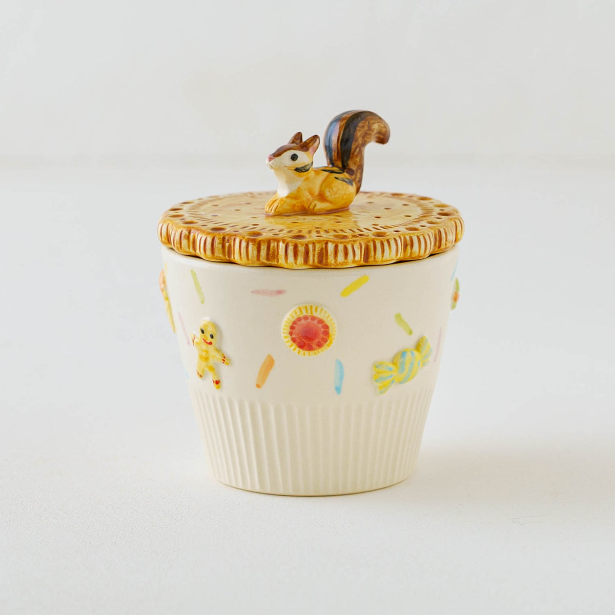 Biscuit Cup Sitting Squirrel Sweets | Sugar Poppo
