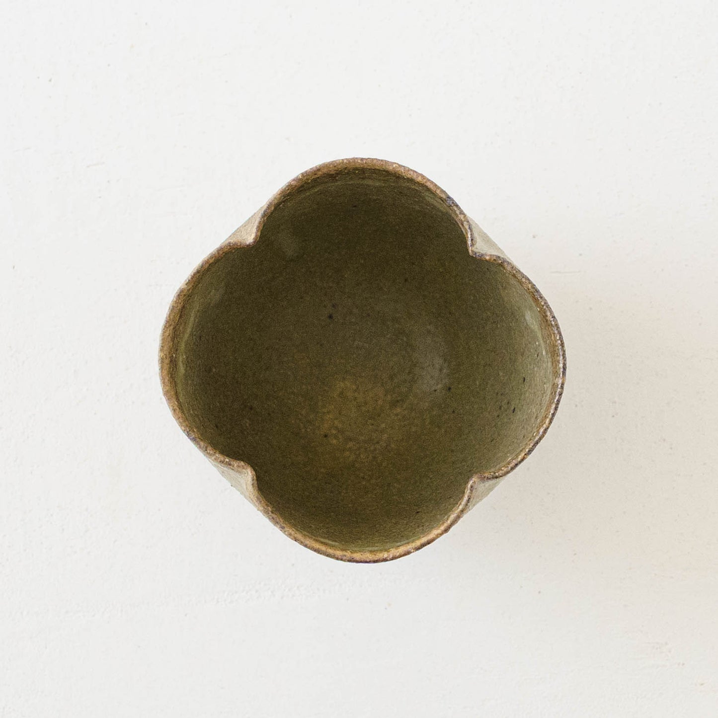 粉引　輪花カップ｜冨部咲喜子