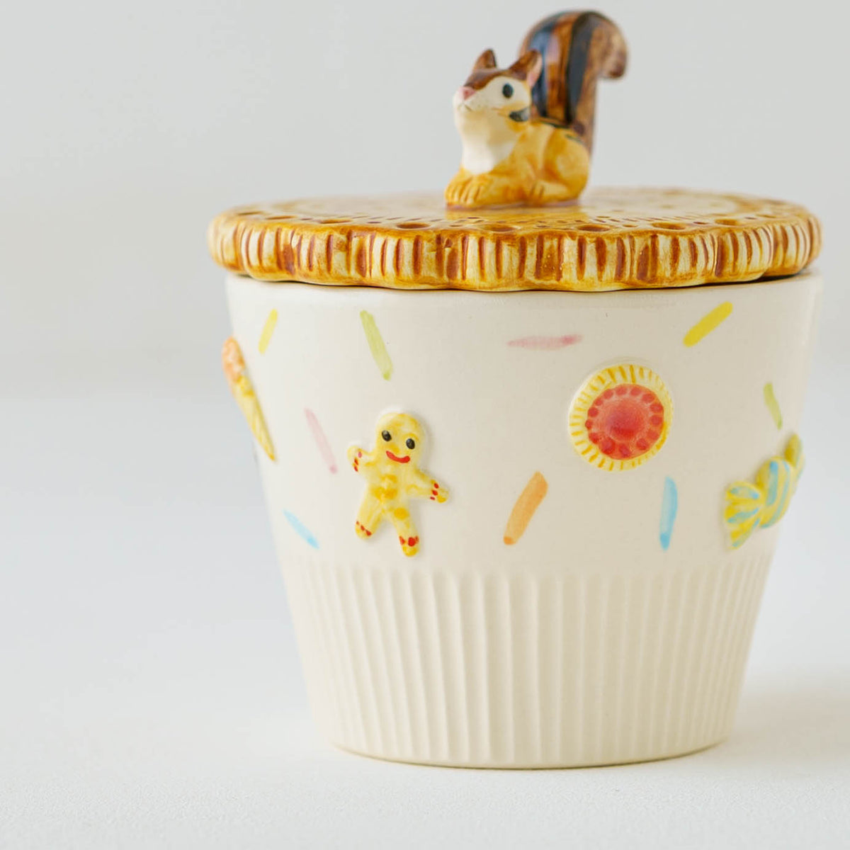 Biscuit Cup Sitting Squirrel Sweets | Sugar Poppo