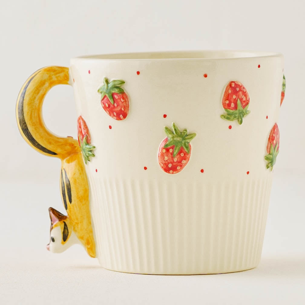 Long Cup Squirrel Litttle Strawberry | Sugar Poppo