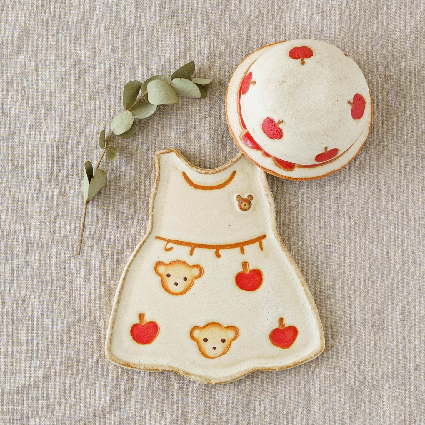 Hat and Dress Set  Bear & Apple | Ryoko Kimura