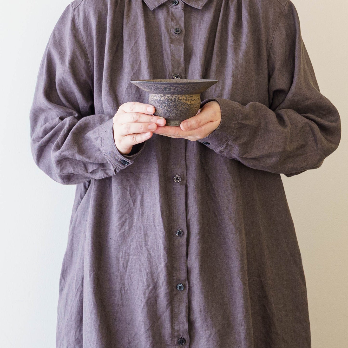 Bowl rim S brown | Sakiko Tomibe