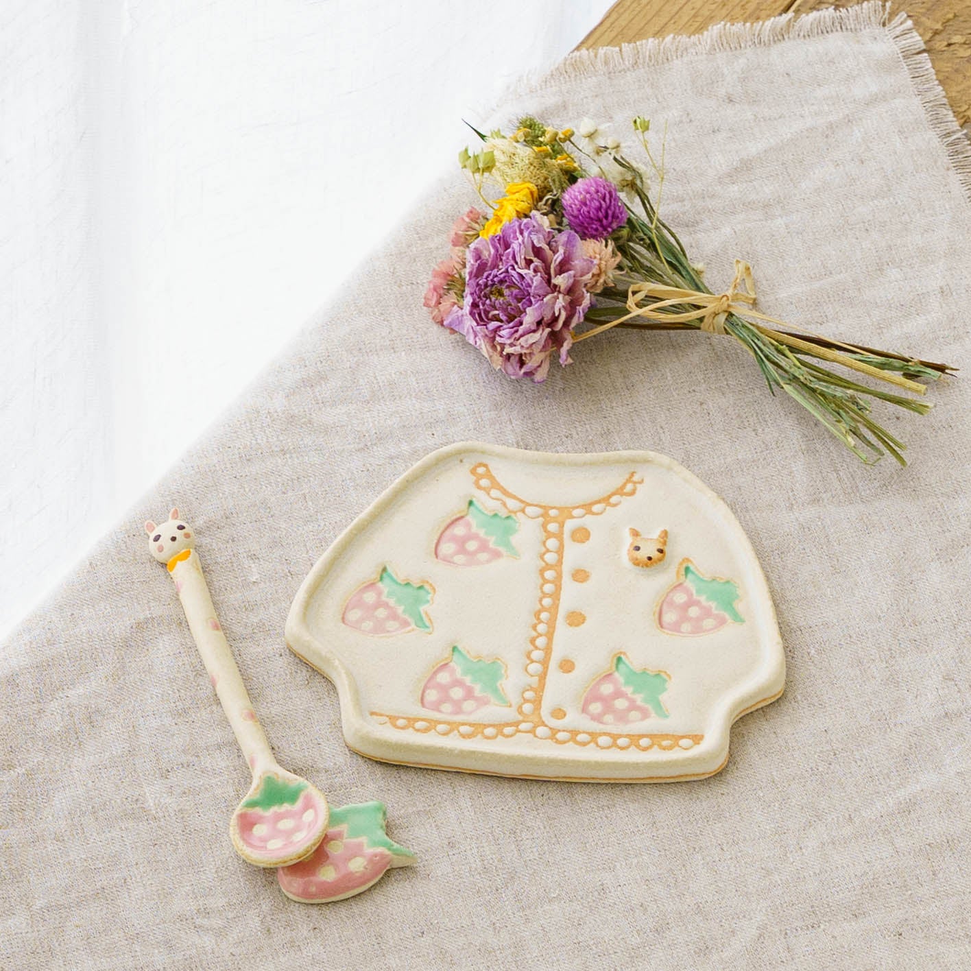 Spoon and Strawberry Cardigan Set | Ryoko Kimura