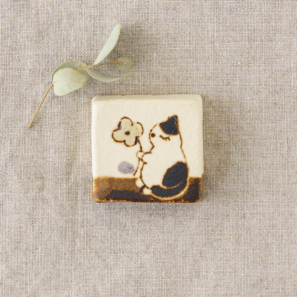 はしおき（ホワイトチョコ）ねこ｜丸伴工場