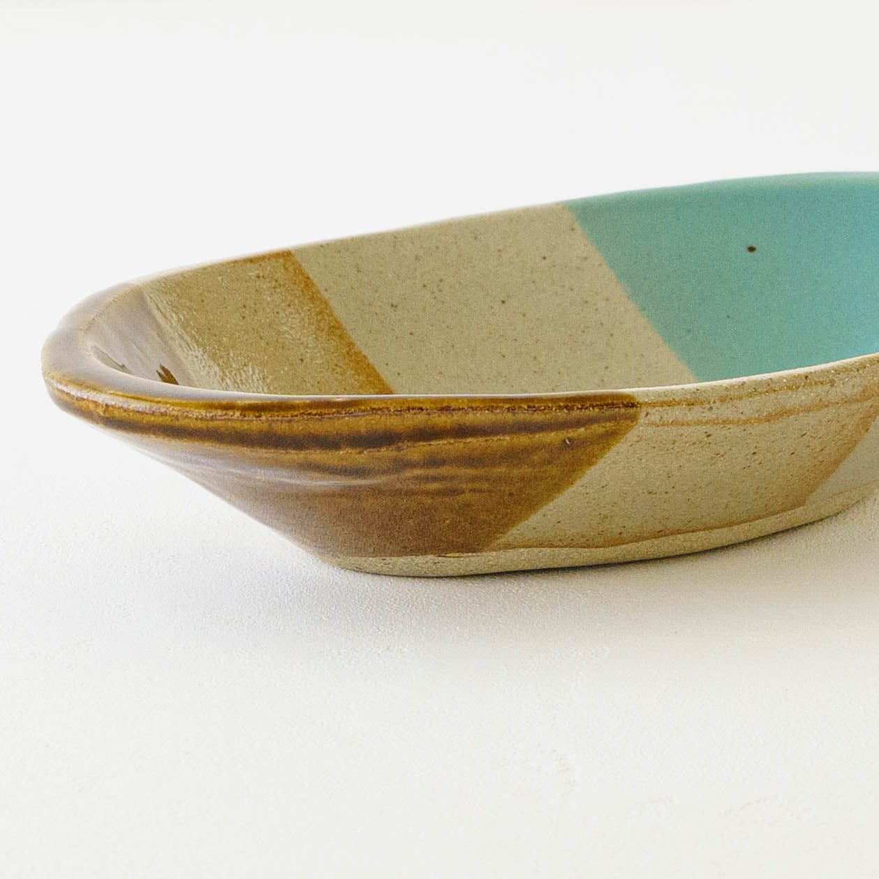 カレー皿　掛け分け　B　飴釉 x  並白釉 x マット釉 x 緑釉｜榎田智　えのきだ窯