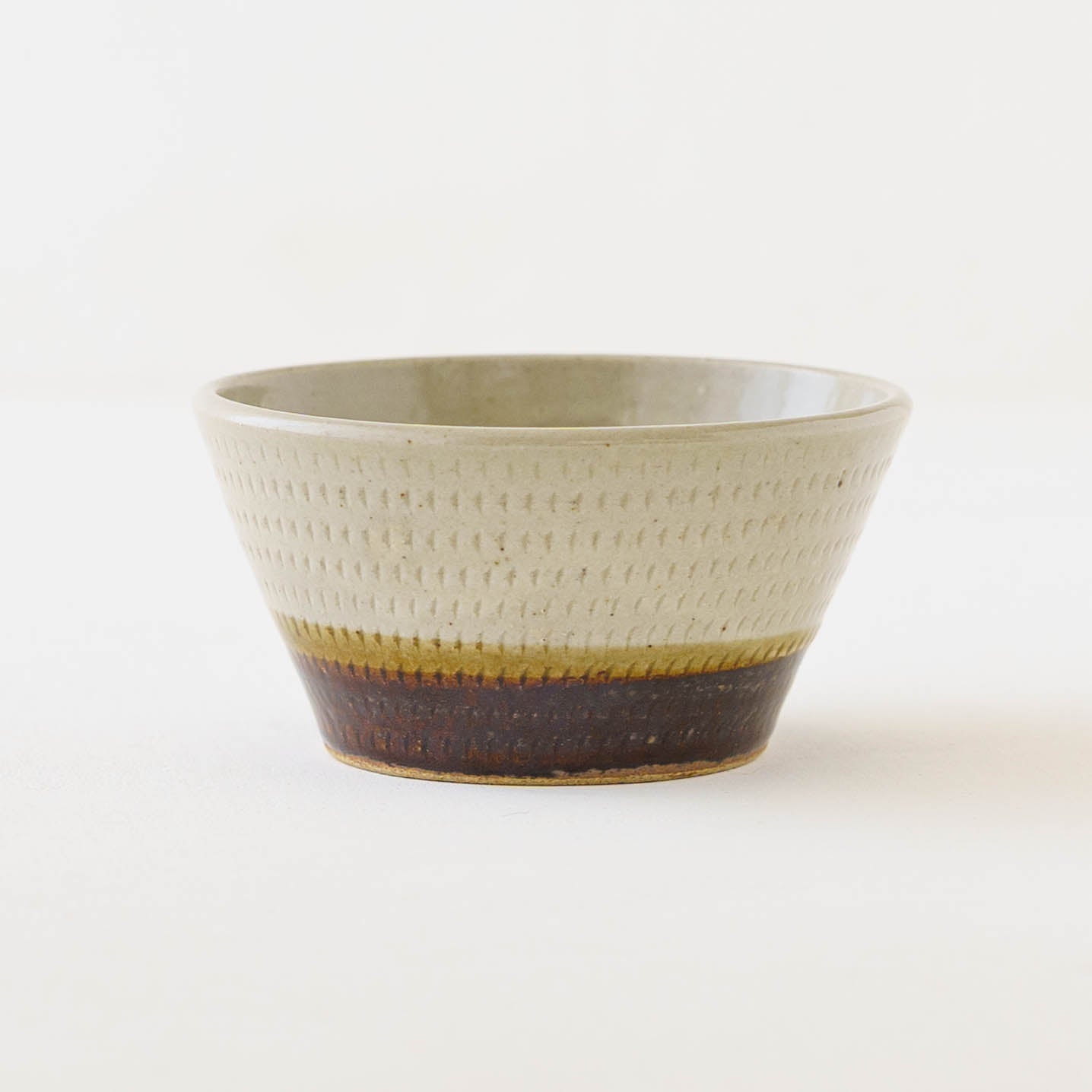 ボウル　飛び鉋　マット釉 x 飴釉｜榎田智　えのきだ窯