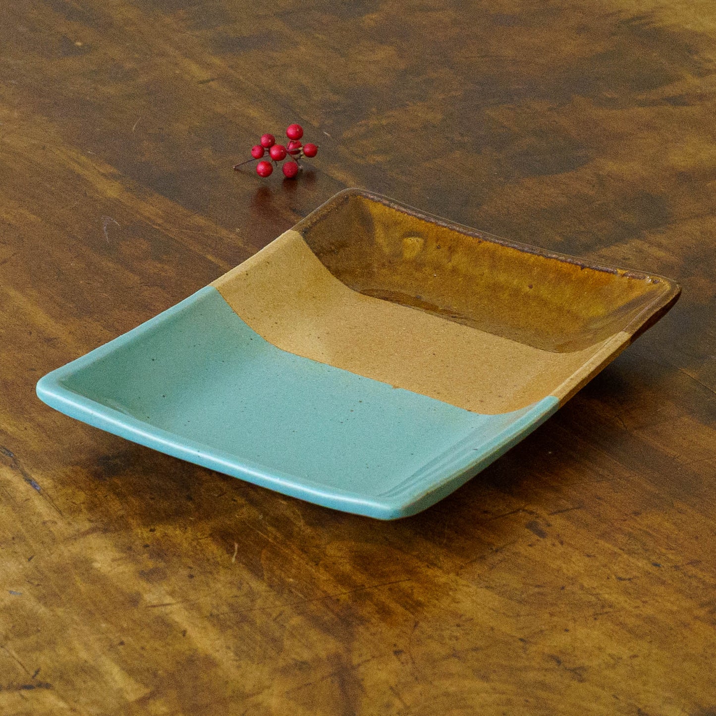 四角皿　掛け分け　飴釉 x 並白釉 x 緑釉｜榎田智　えのきだ窯