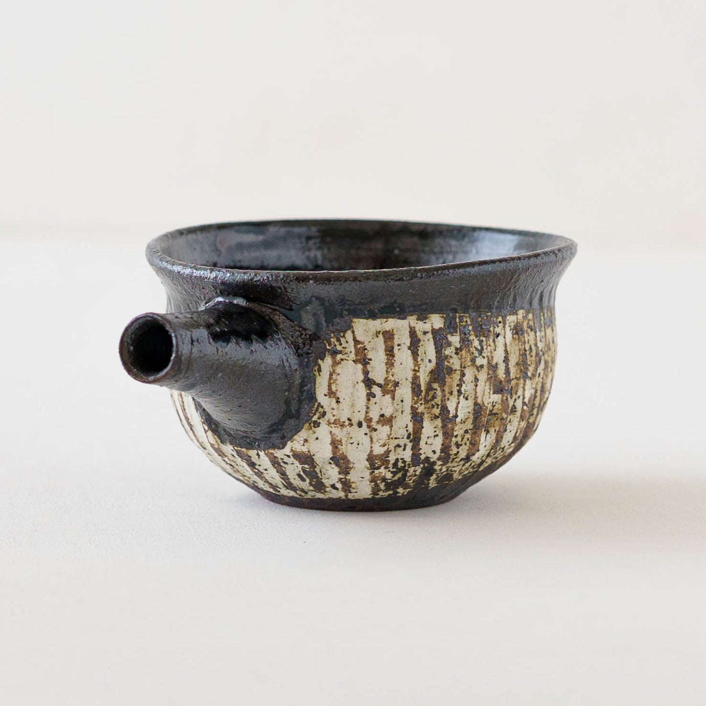 アルボレス　片口　夜｜豊田麗