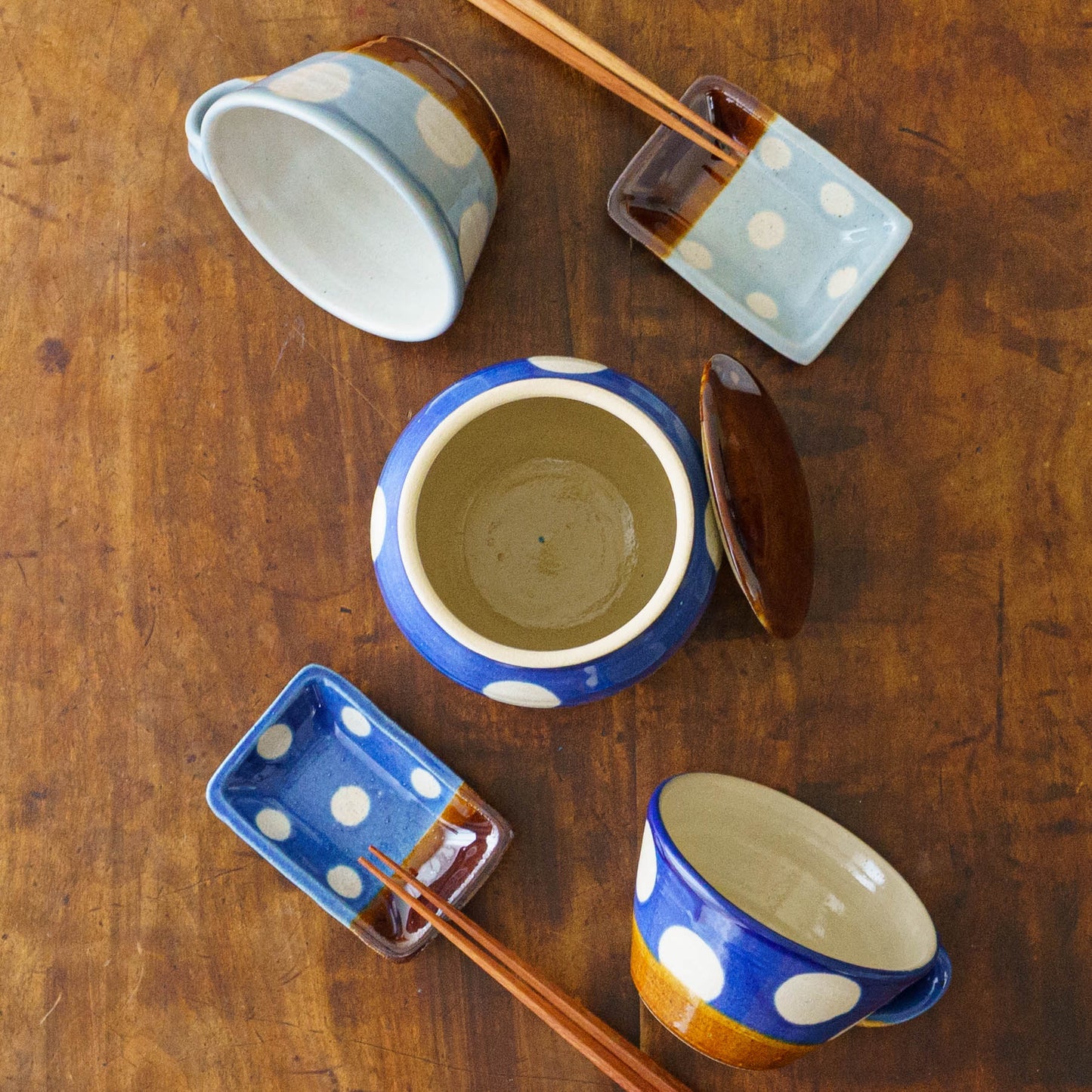 Small Square plate  dot pattern, blue | Wakaba Enokida, Enokida Kiln