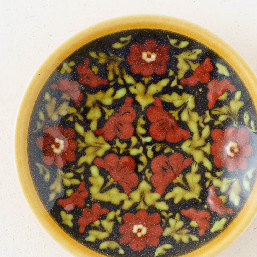 豆皿　赤花　スリップウェア｜荒井彩乃