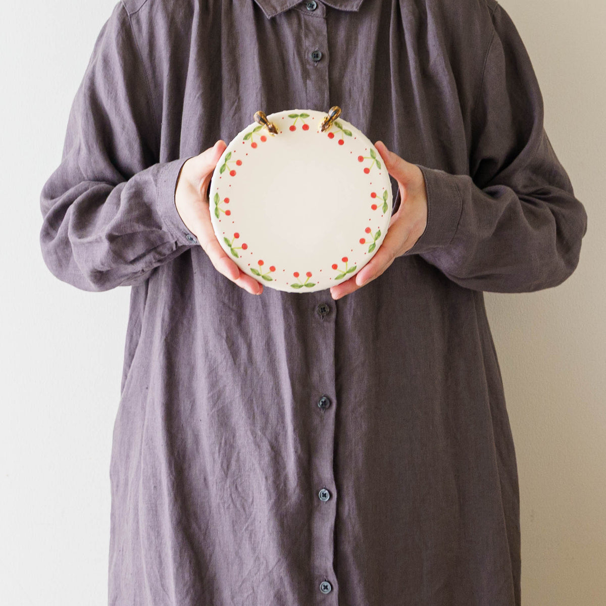 Pedestal Dish Squirrel Cherry | Sugar Poppo