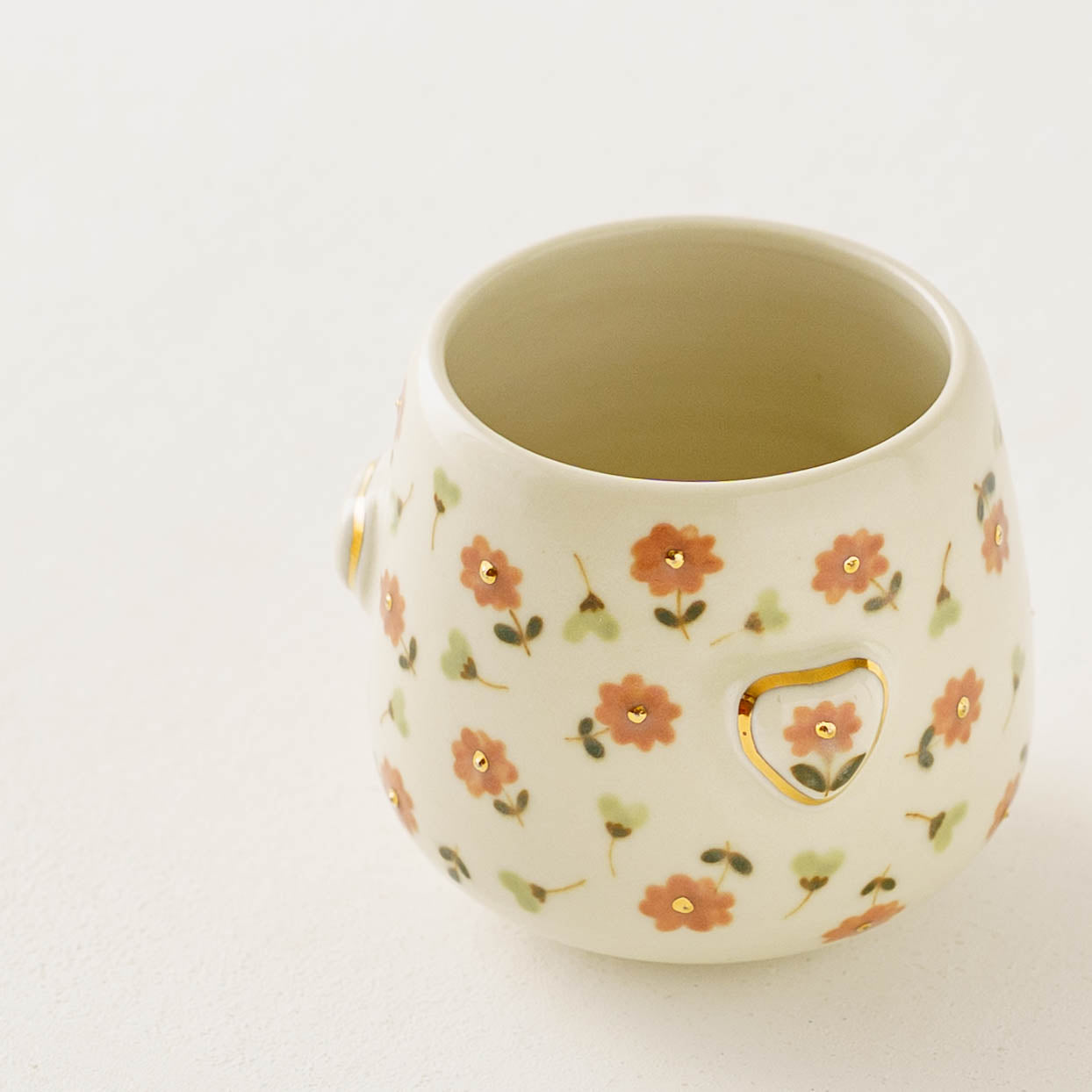 金彩レリーフカップ　ピンク x 薄緑｜荒井彩乃