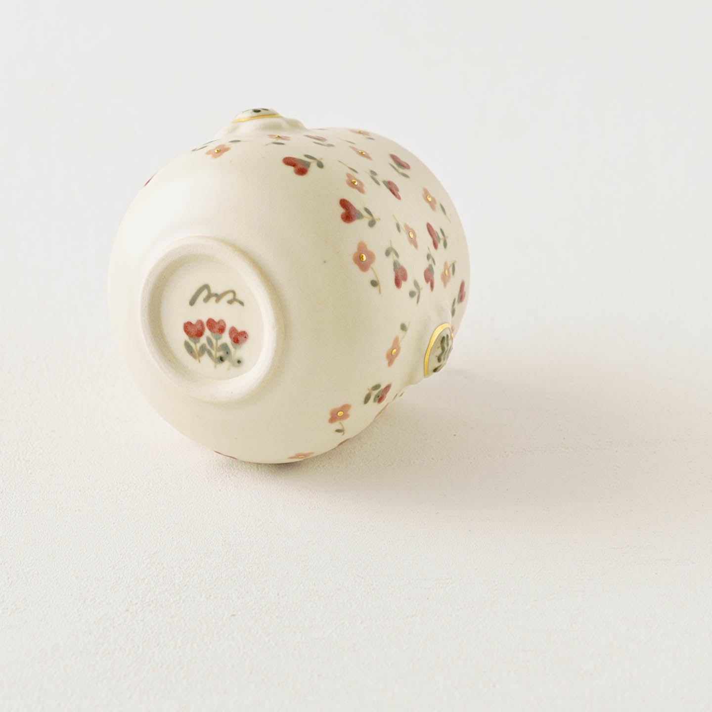 金彩レリーフカップ　ピンク x 赤｜荒井彩乃