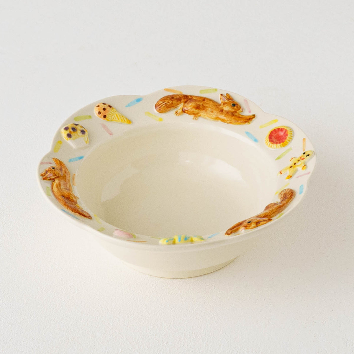 Bowl Hopping Squirrel Sweets S | Sugar Poppo