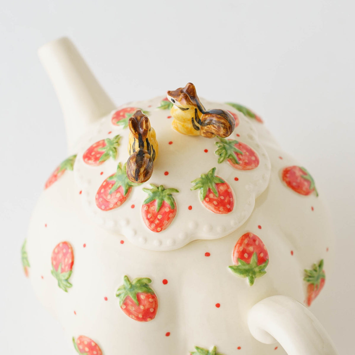 Tea Pot W Squirrel Little Strawberry | Sugar Poppo