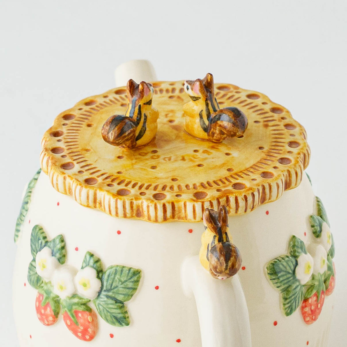 Teapot W Squirrel Strawberry | Sugar Poppo
