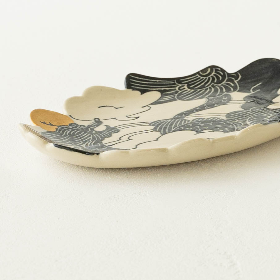 Plate Gold-painted dragon x cloud plate | Naoko Yoshimura