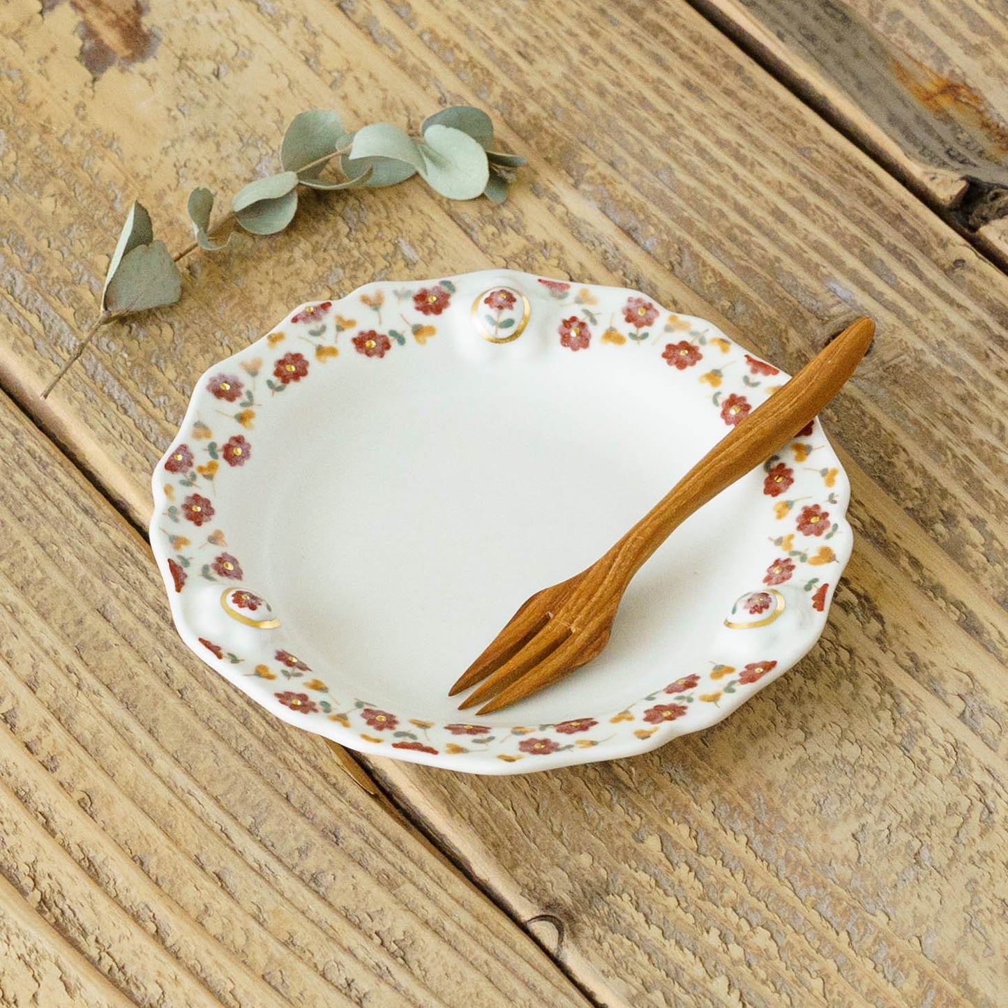 金彩レリーフ中皿　赤 x オレンジ｜荒井彩乃