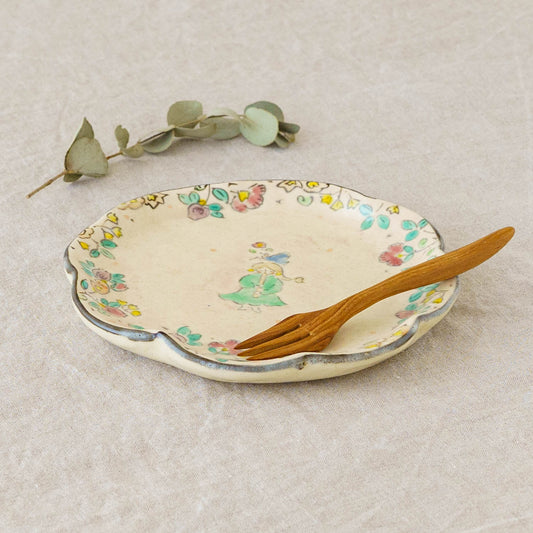 Whistle-blowing Girl Plate | Hahamiya