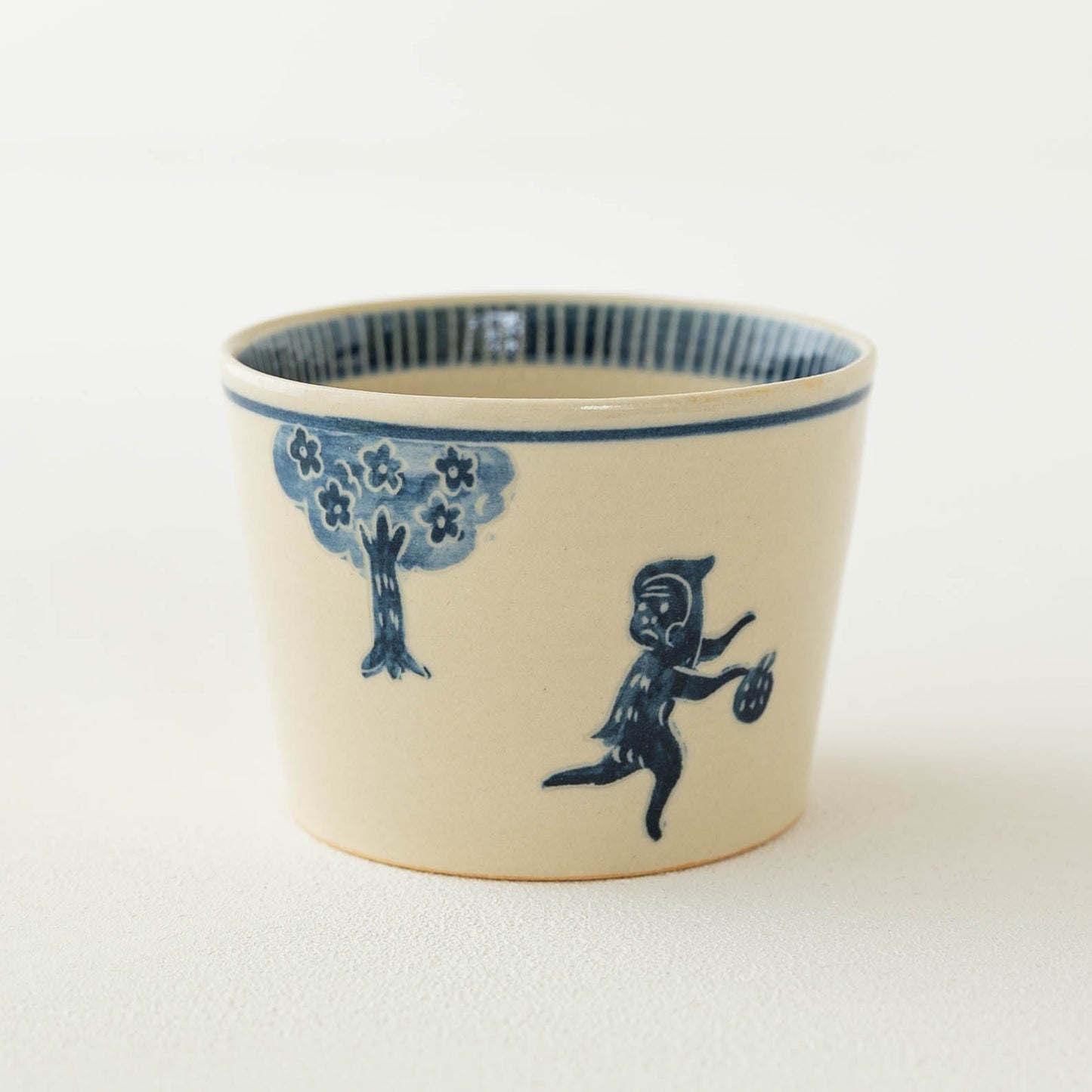 Cup Monkey | Naoko Yoshimura