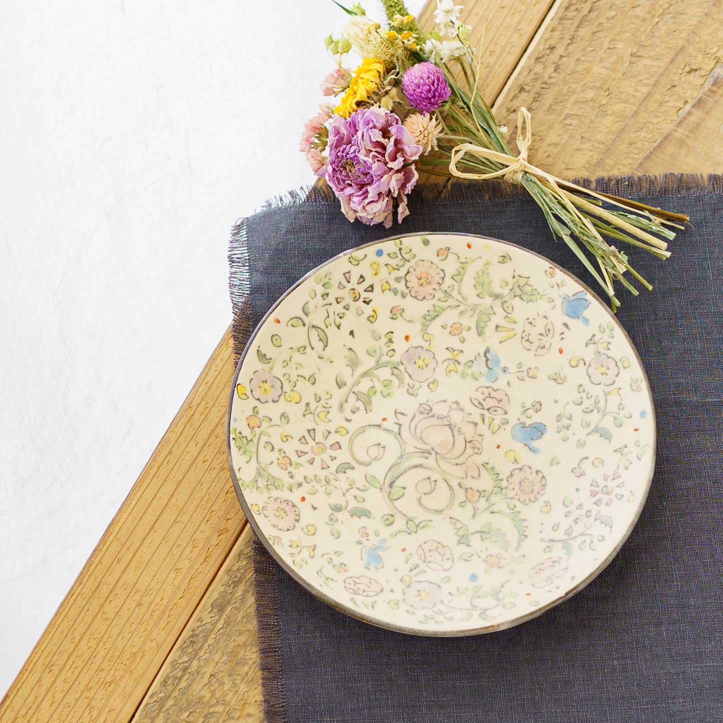 Lotus Bluebird Sarasa Plate | Hahamiya