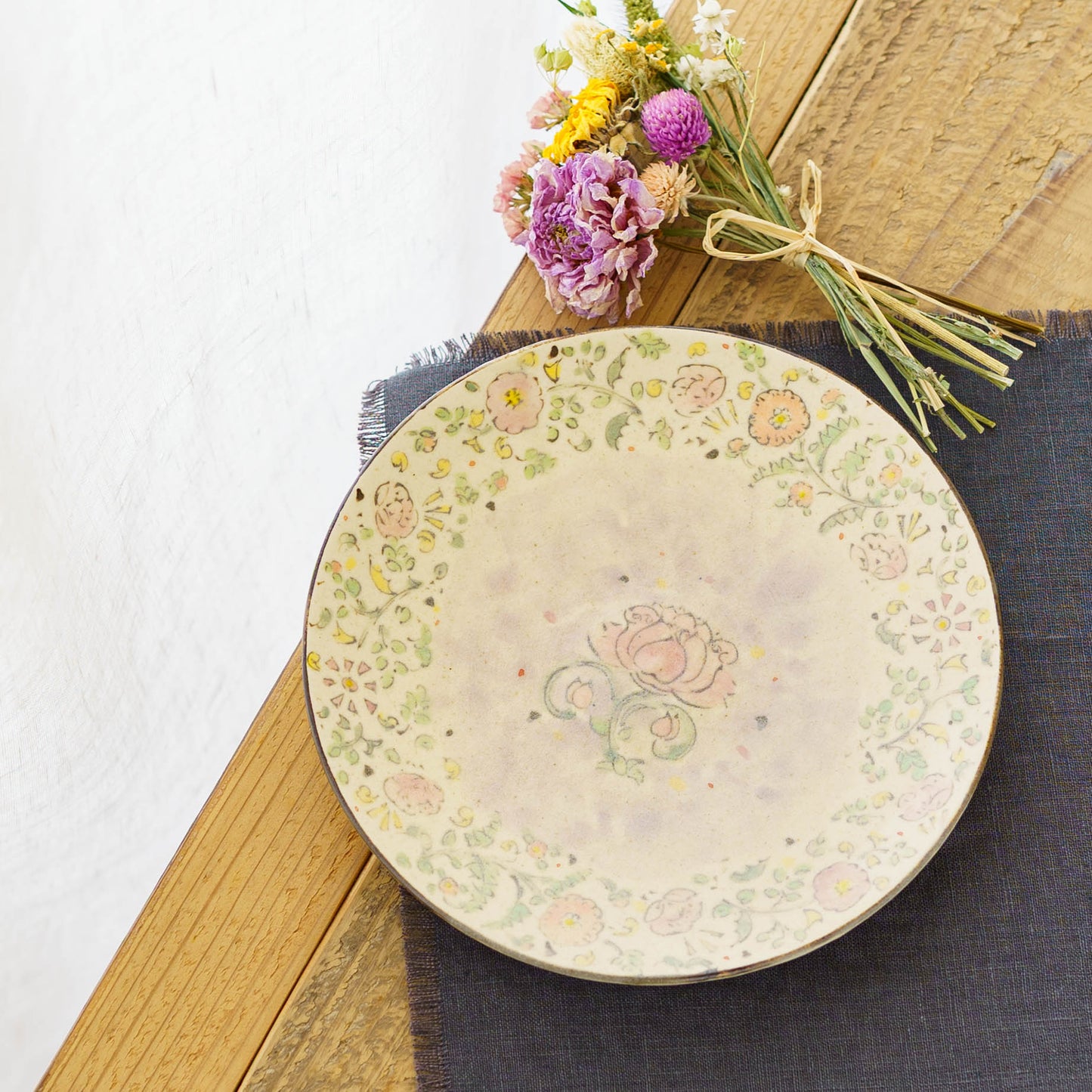 Lotus Sarasa Plate | Hahamiya