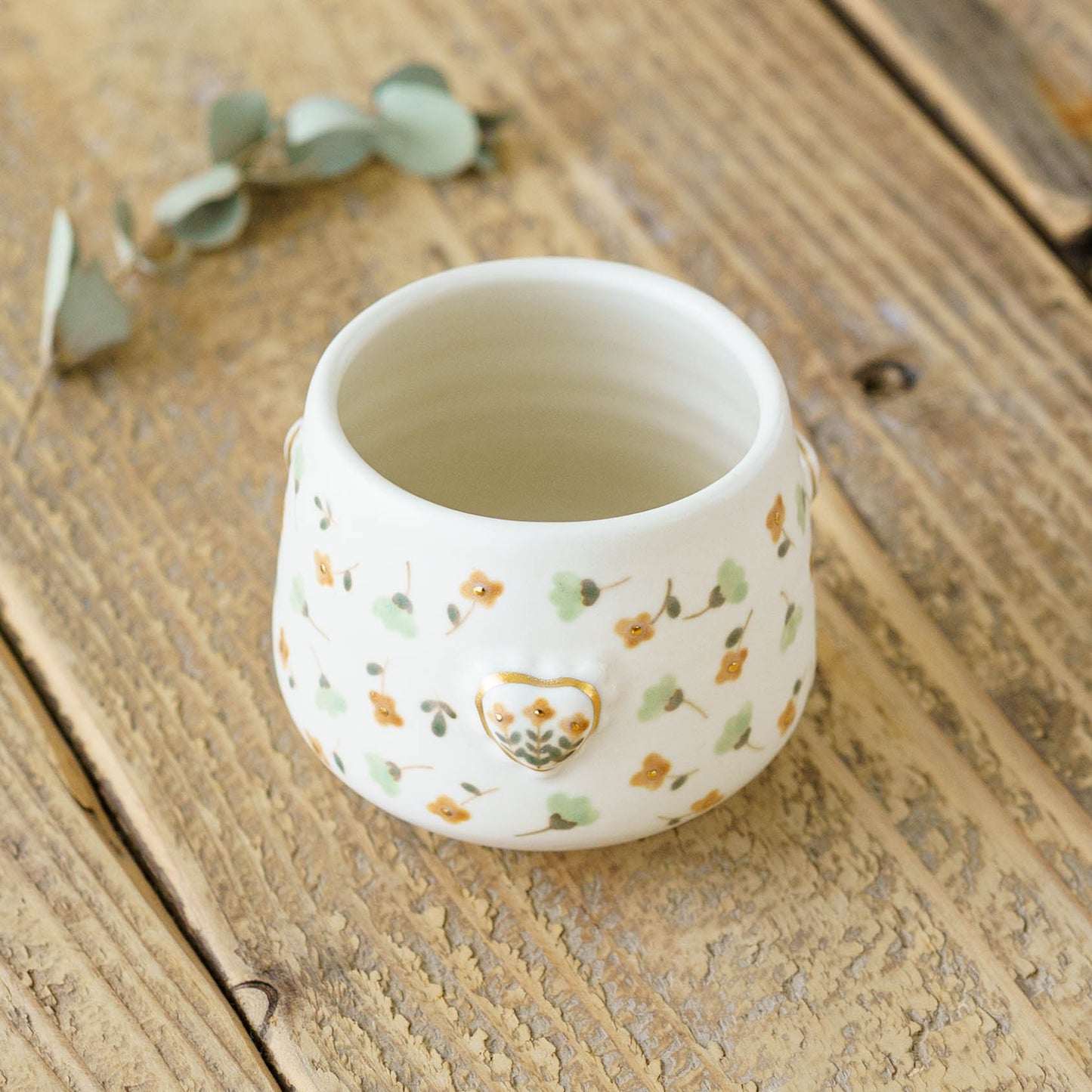 金彩レリーフカップ　オレンジ x 薄緑｜荒井彩乃