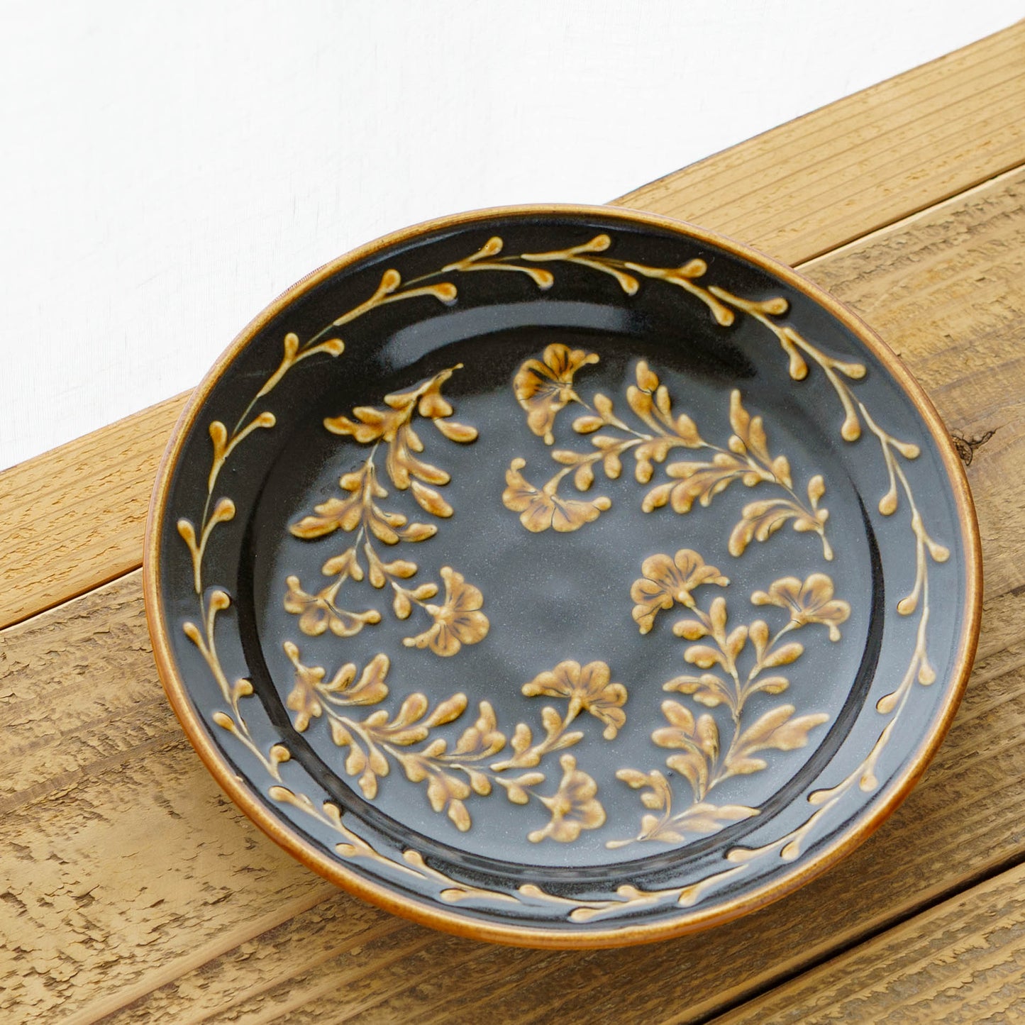 リム大皿　スリップウェア｜荒井彩乃