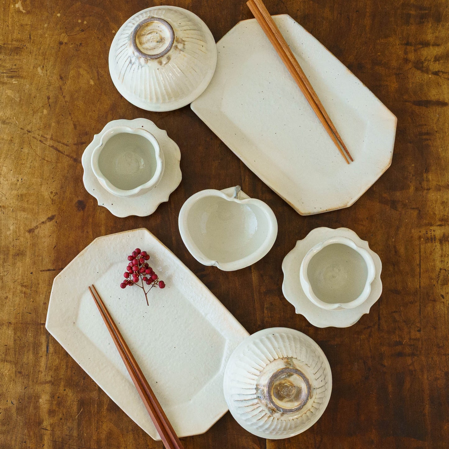 鉄散　茶托（彫刻）｜古谷製陶所