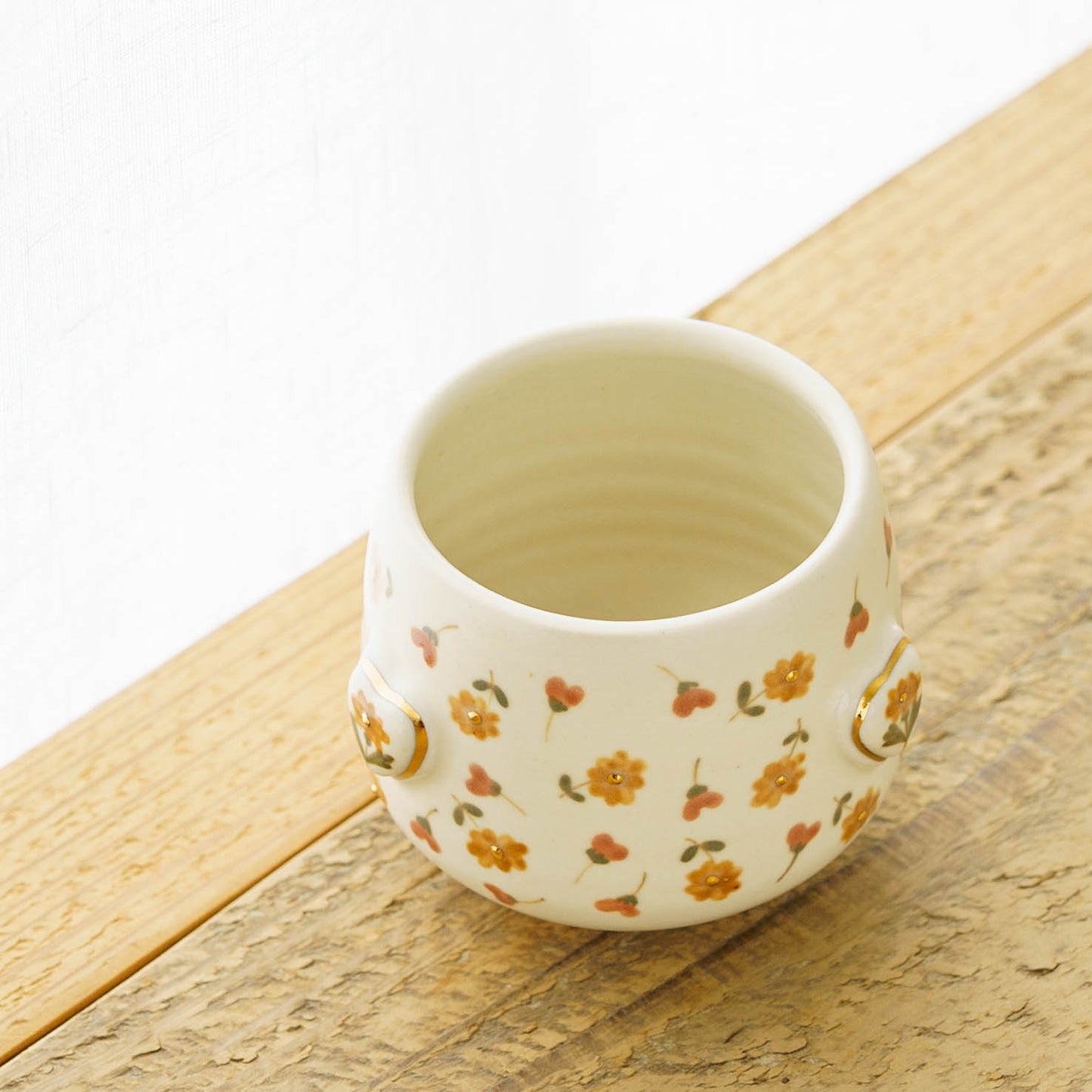 金彩レリーフカップ　オレンジ x 赤｜荒井彩乃