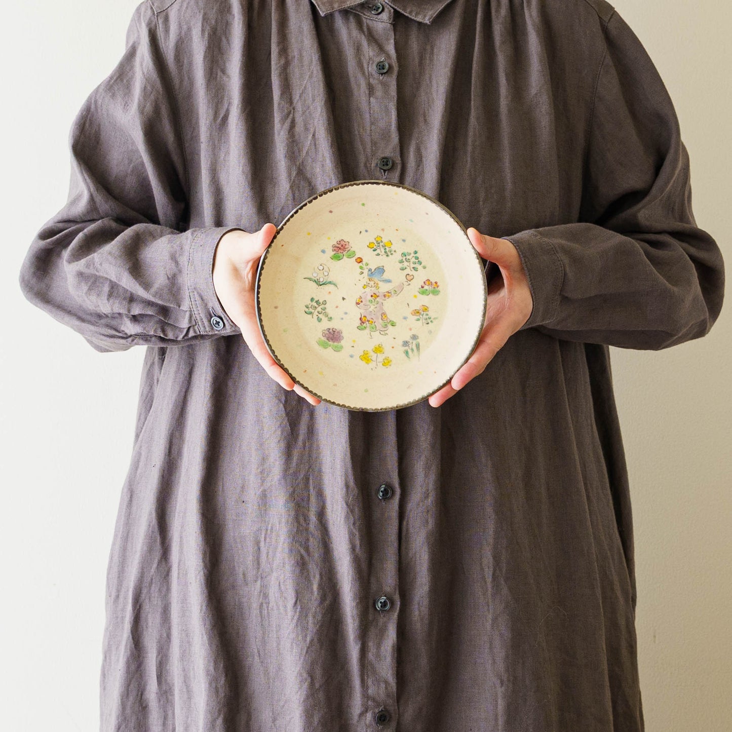 Flower Dress Girl Plate｜Hahamya
