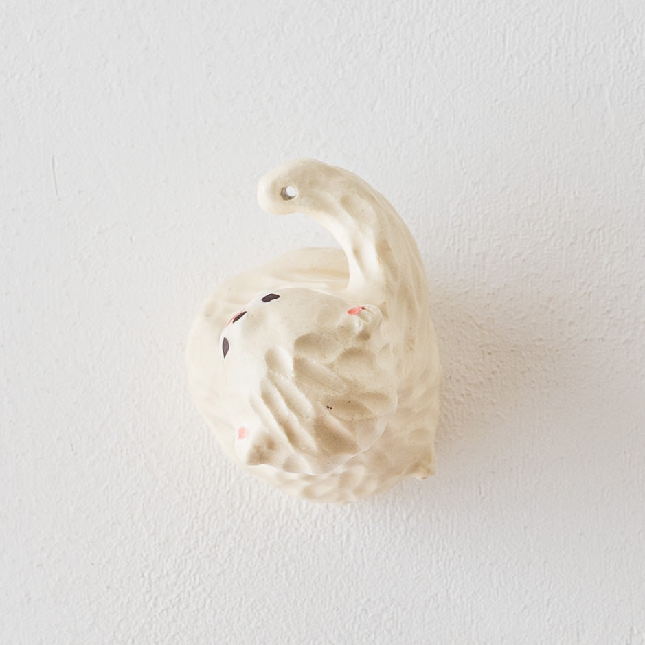 加藤美紀子さんのクマ花器白くま片手持ち