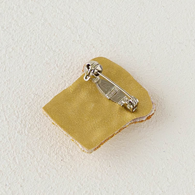 刺繍ブローチ　バタートースト｜あおのいえ