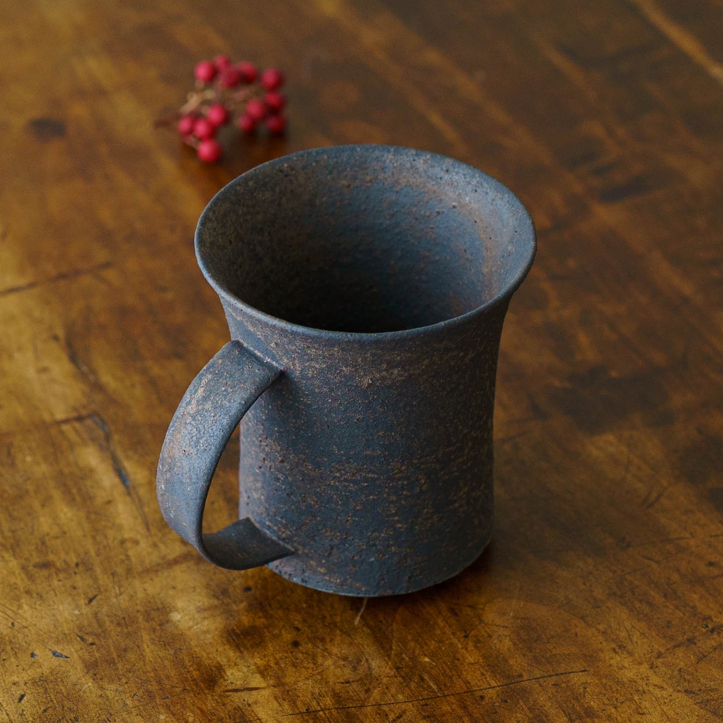 鉄釉　マグカップ｜冨部咲喜子