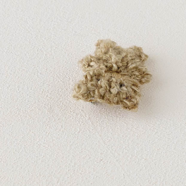 刺繍ブローチ　もふくま｜あおのいえ