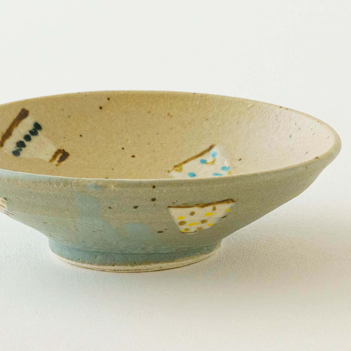 Flat bowl light brown x turquoise blue | Harada Haruko