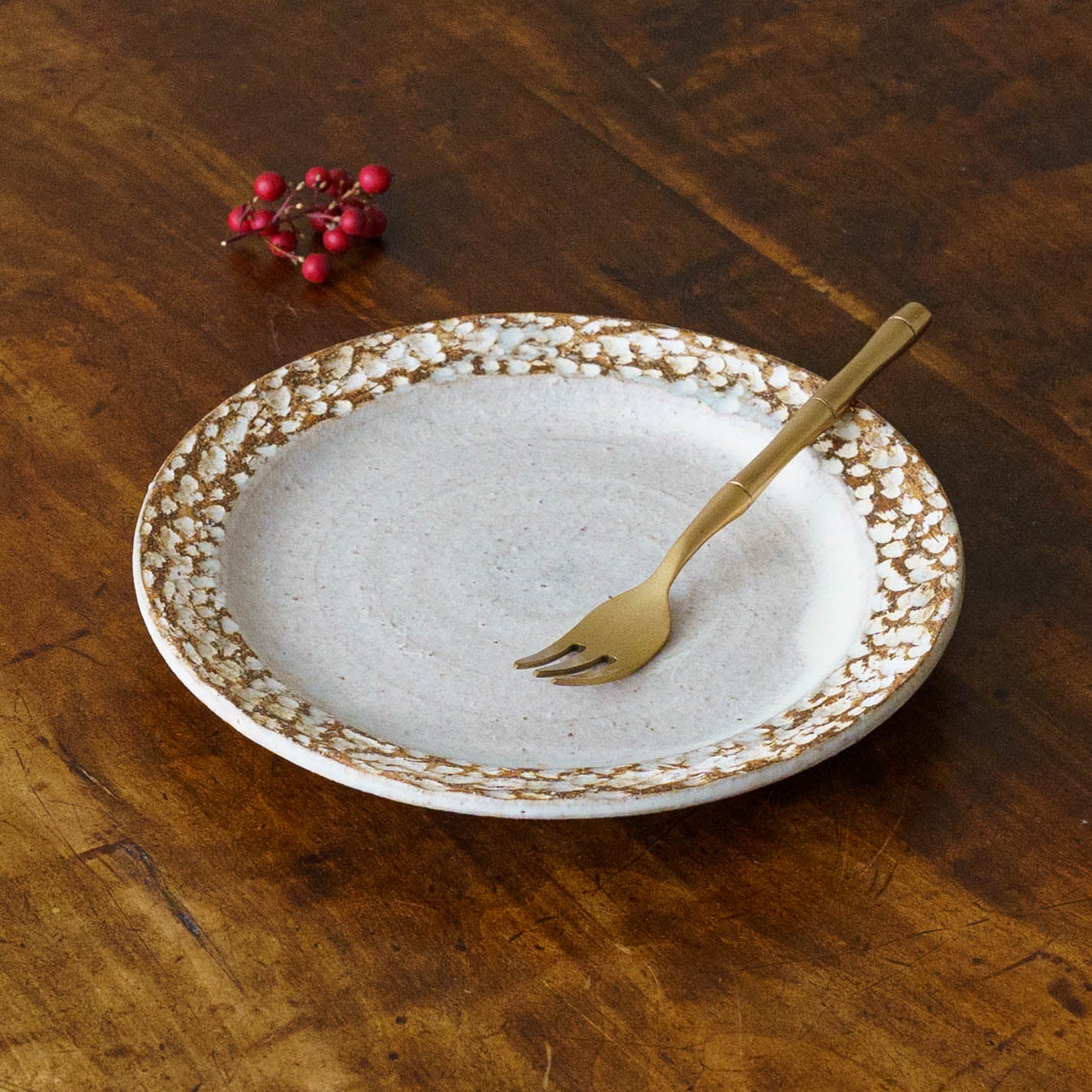 Arboles plate morning | Toyoda Rei