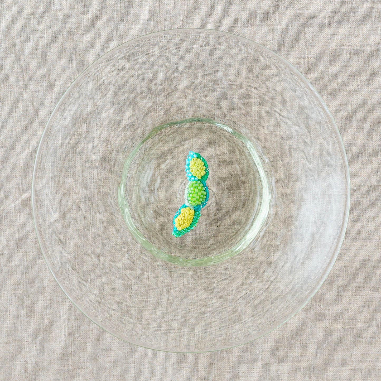 刺繍ブローチ　枝豆｜あおのいえ