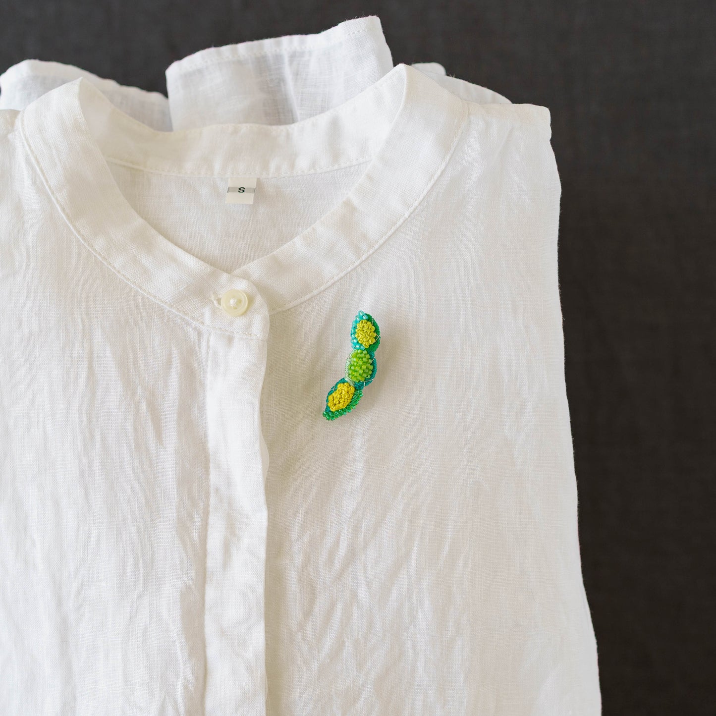 刺繍ブローチ　枝豆｜あおのいえ