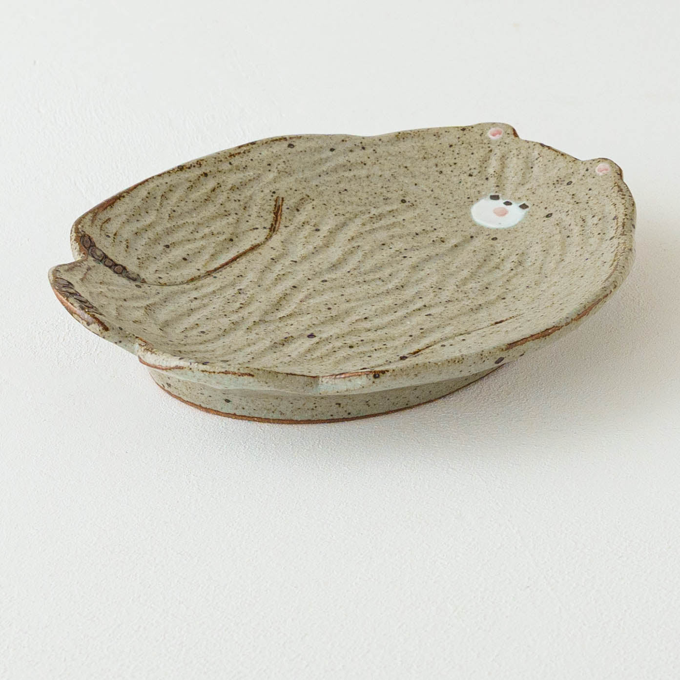 陶芸作家 加藤美紀子 クマ型皿｜鎌倉山 作家もののうつわ通販 四季折折
