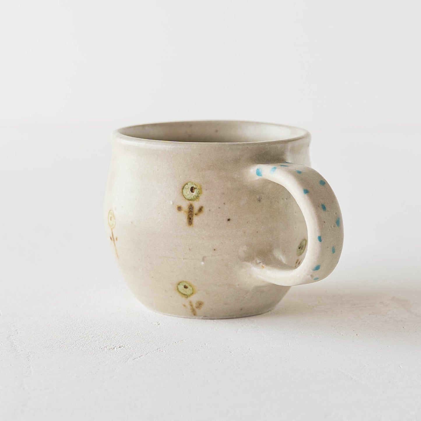 Mug Flower J Off-white x Dot | Haruko Harada