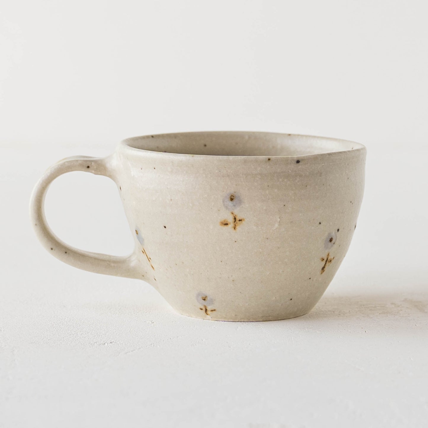 Mug Flower I Off-White | Haruko Harada