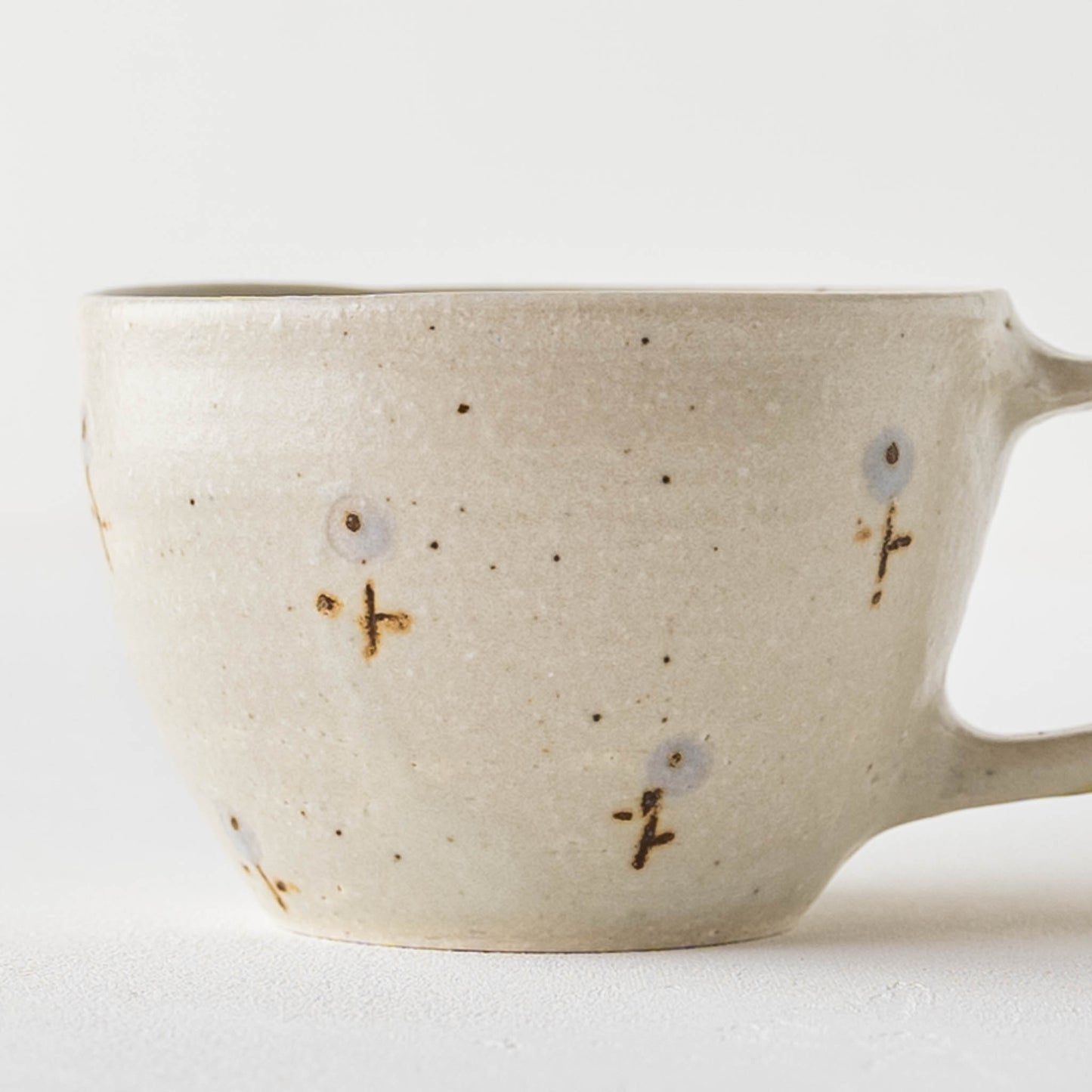 Mug Flower I Off-White | Haruko Harada