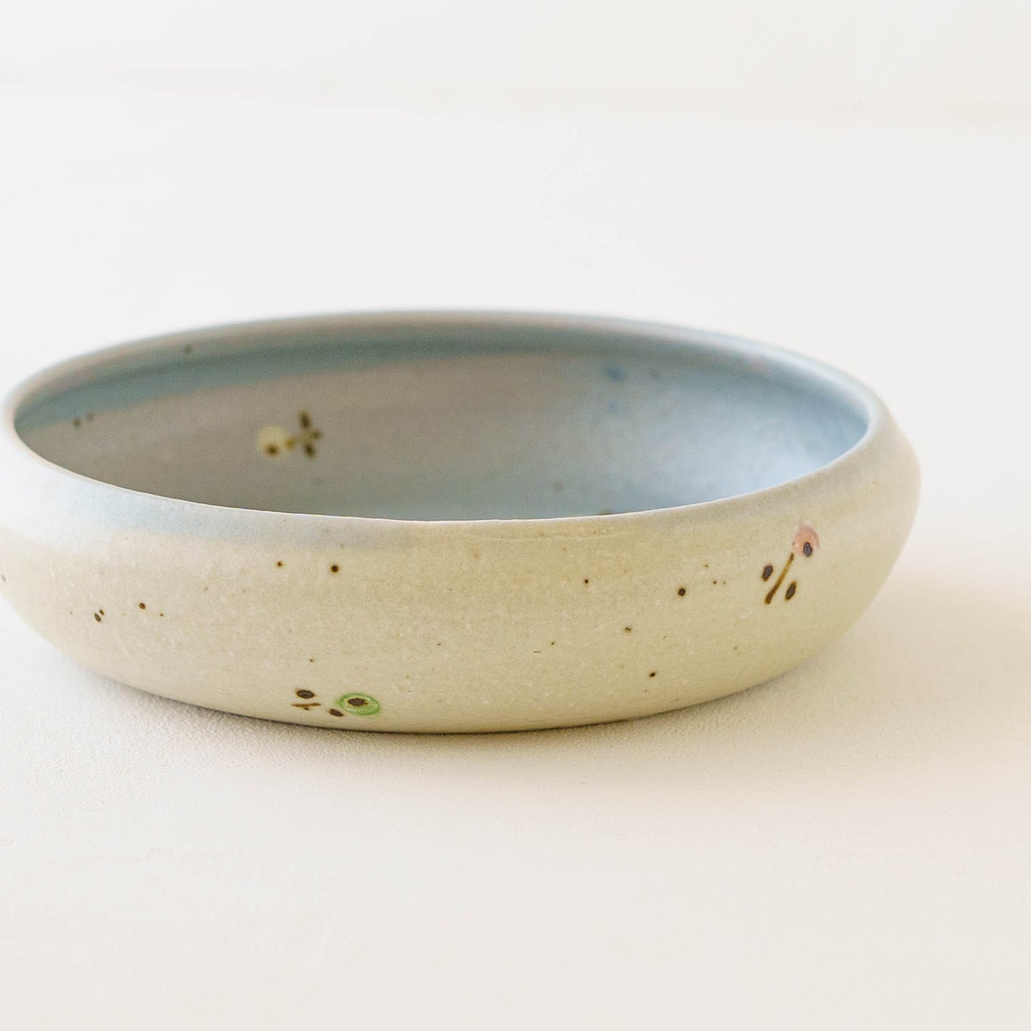 Bowl  L flower light blue x white | Haruko Harada