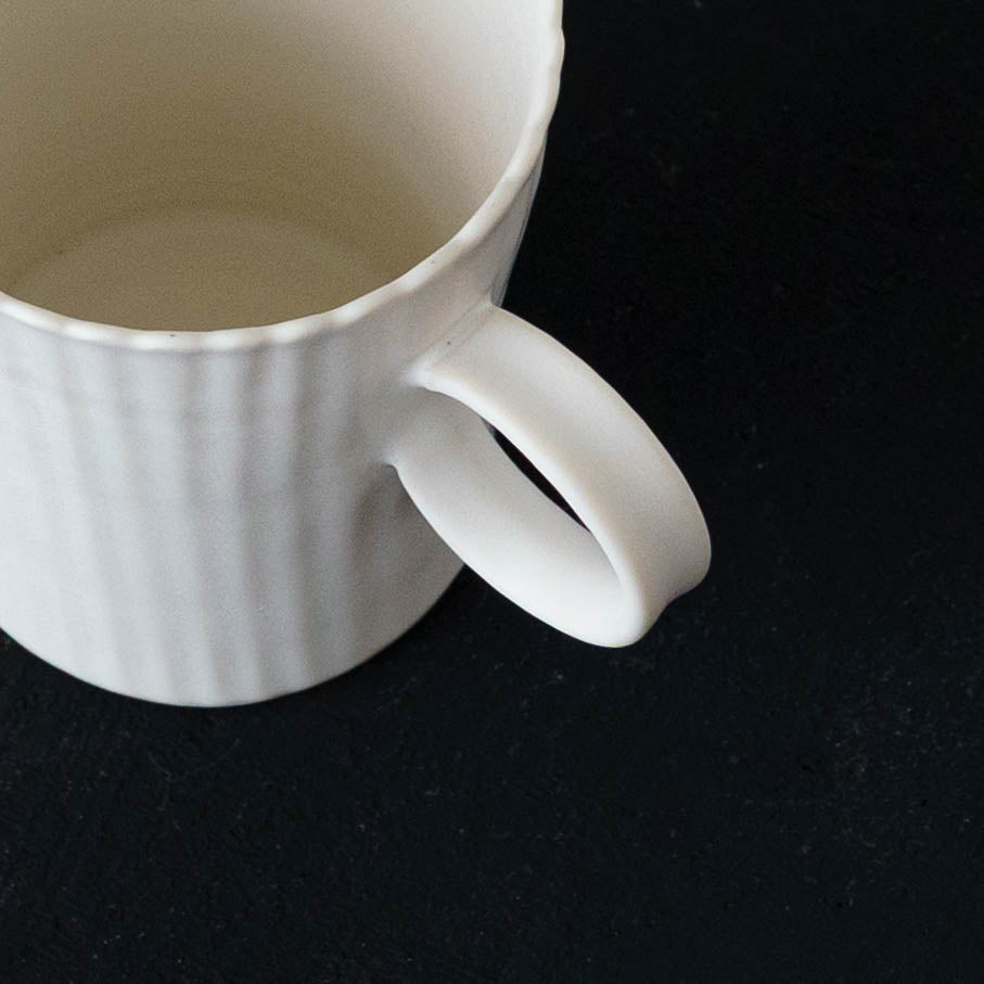 コーヒーカップ　白｜藤村佳澄
