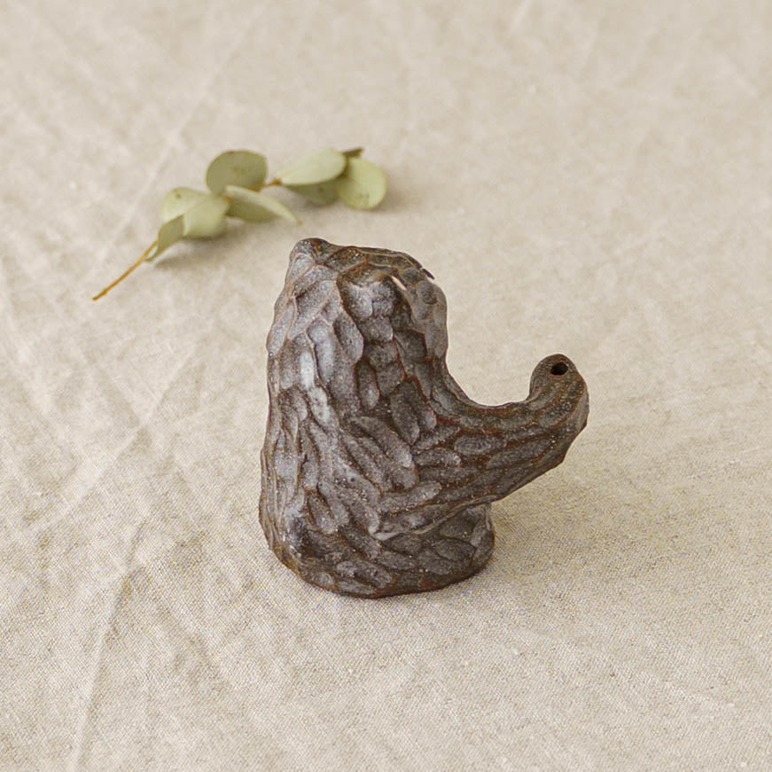 陶芸作家 加藤美紀子 クマドライフラワースタンド 茶 手持ち｜鎌倉山